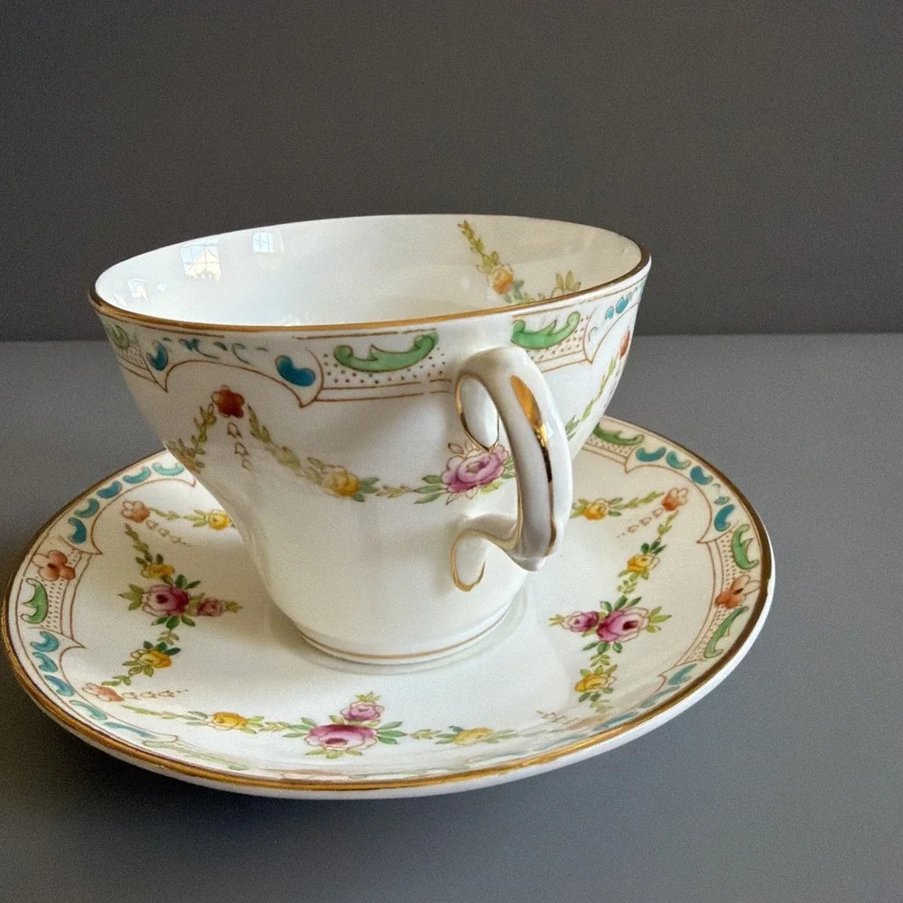 Vintage Victoria C&E English Bone China Teacup & Saucer Floral Hand Painted Gold